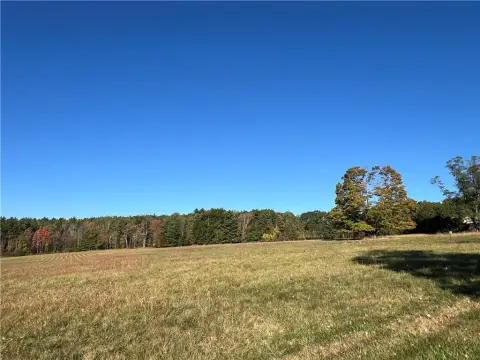 Scenic Land Parcel Near Elmira