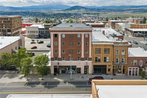 Historic Mixed-Use Building