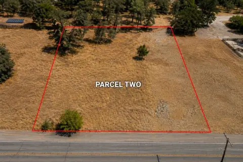 Level Commercial Land