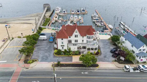 Waterfront Hotel, Restaurant, and Marina