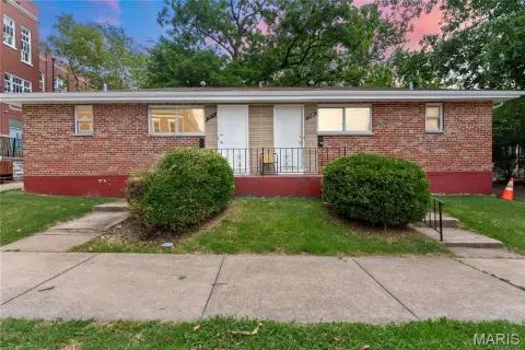 Gravois Park Duplex Opportunity