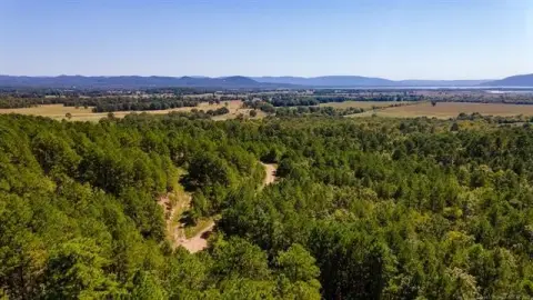 Scenic Land Near Sardis Lake