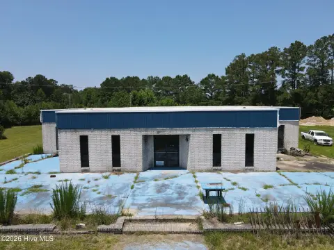 Warehouse Property with C3 Zoning