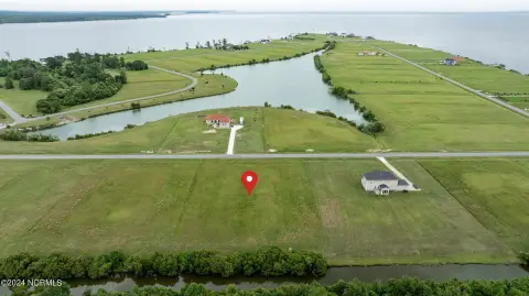 Waterfront Lot in Tranquil Community