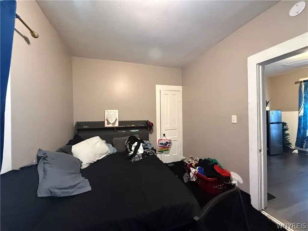 Picture 12