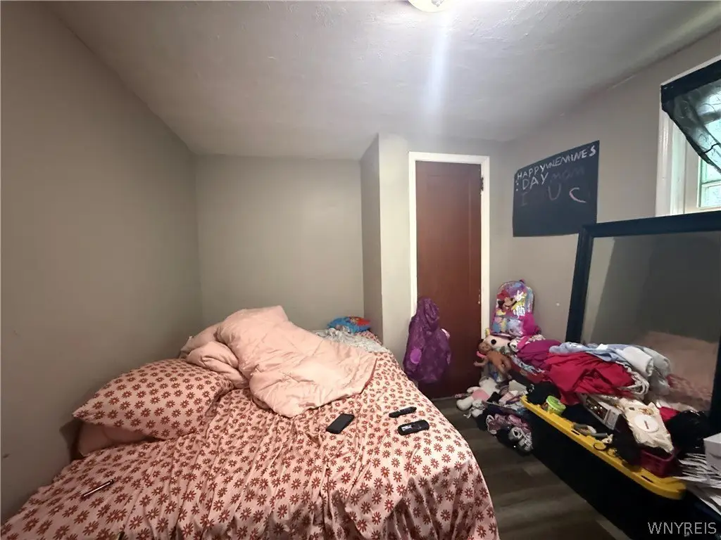 Picture 10