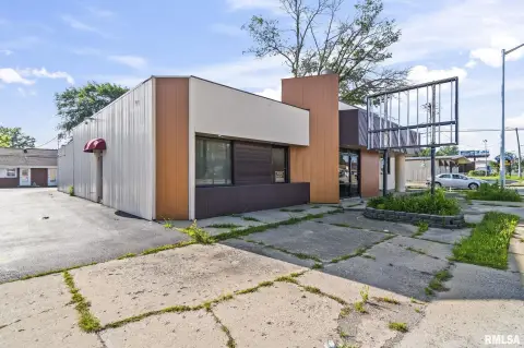 Reconfigurable Medical Office Building