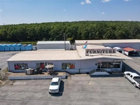 Versatile Mixed-Use Property in McAlester