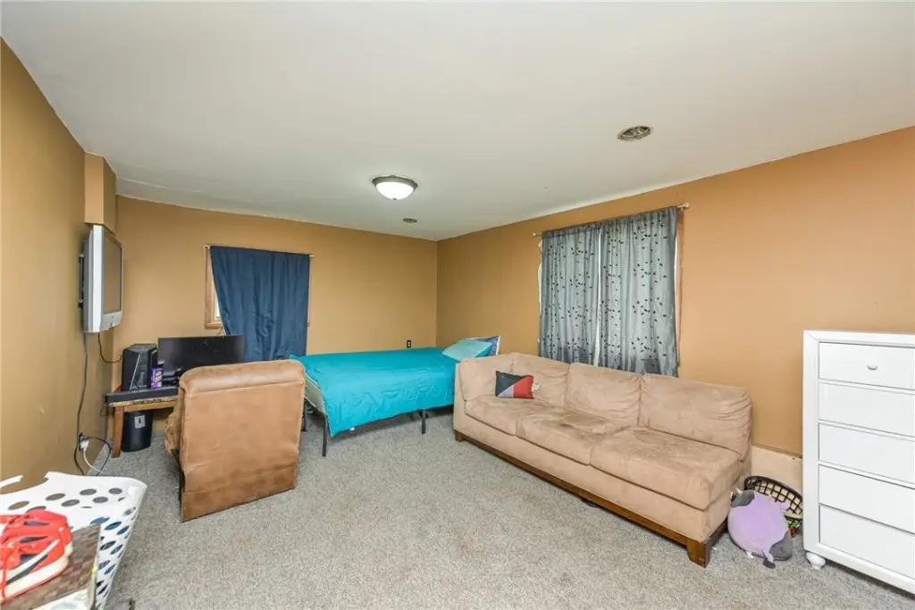 Picture 19