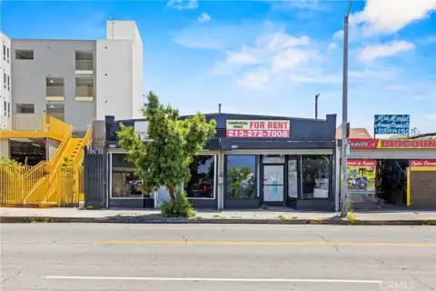 Los Angeles Retail Investment Opportunity