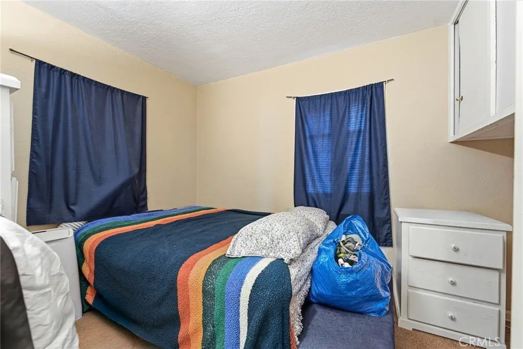 Picture 25