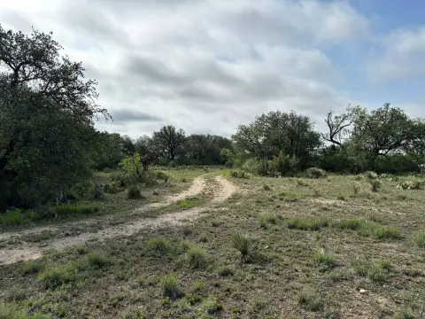 39+ Acres McCulloch Co. Rochelle