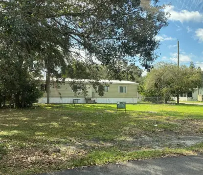 Vacant Land in Lake Alfred