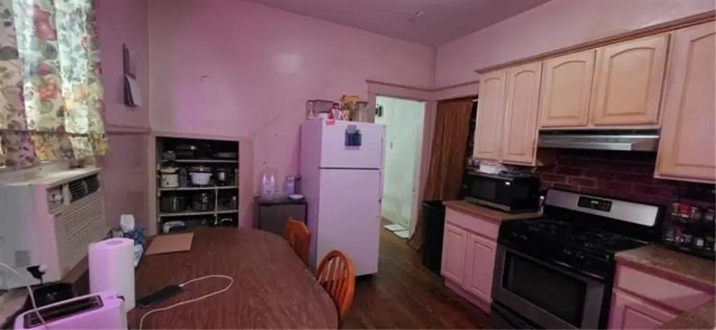 Picture 11