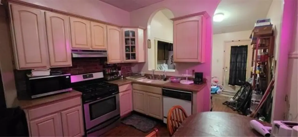 Picture 12