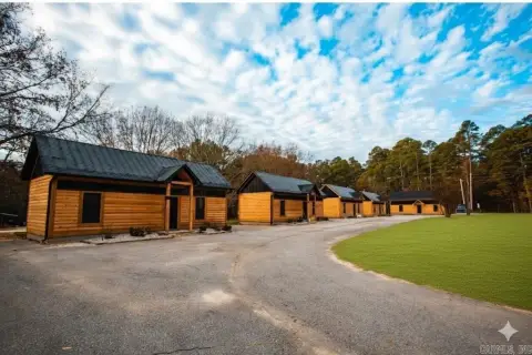 Lake DeGray Cabins: Turn-Key Business