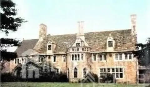 Unique Office Space in Highland