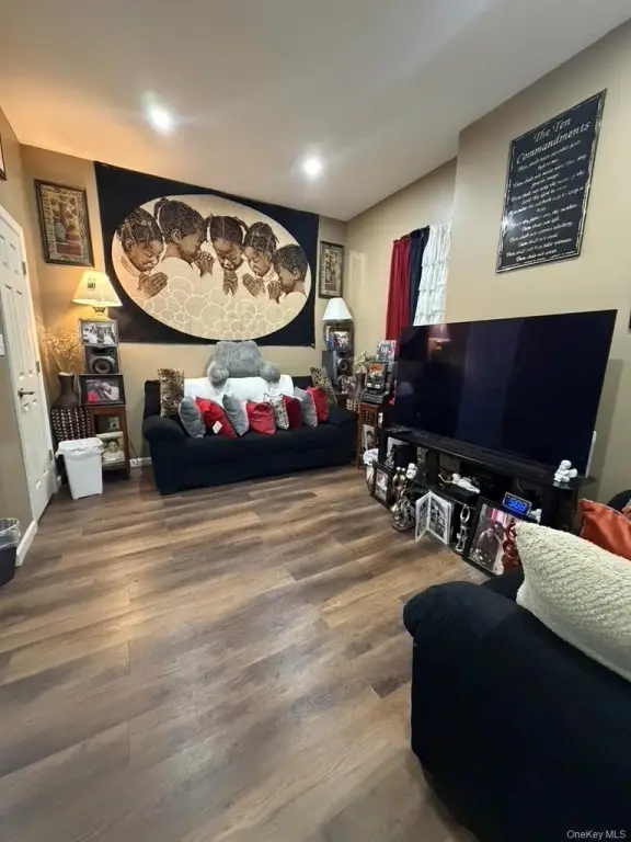 Picture 7
