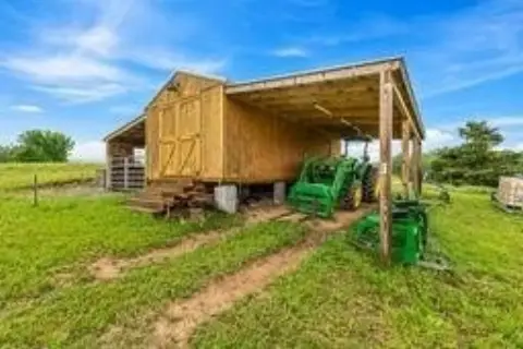 Farmland with Creek Access