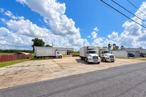 Cold Storage Warehouse with Freezers