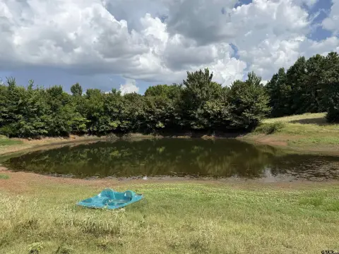 5 Acres with Pond in Jacksonville