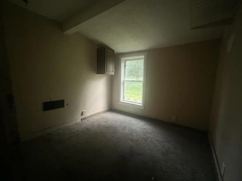 Picture 12