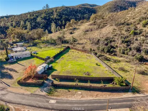 Vacant Lot in Clearlake Oaks