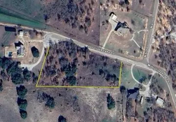 Land in Established Paradise Community