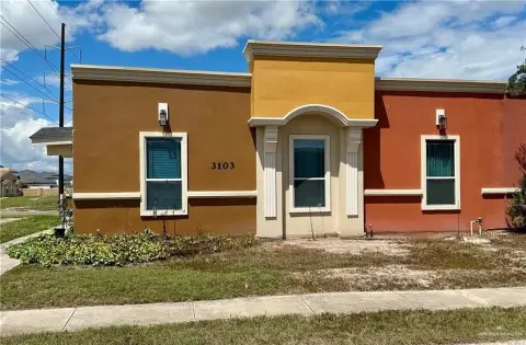 Edinburg Duplex: Turnkey Investment