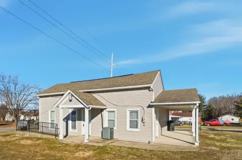 Versatile Commercial Property in Maineville