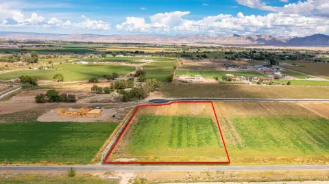 Grand Junction Land with Views