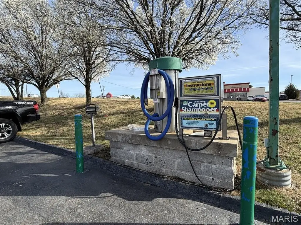 Picture 19