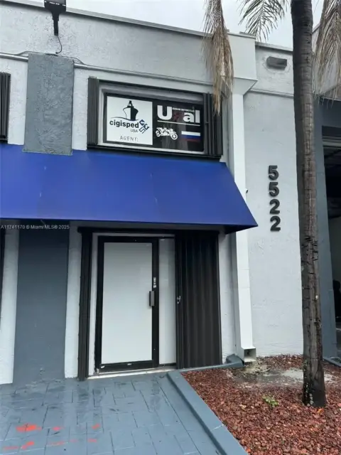 Doral Office and Warehouse Space