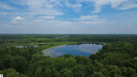 Land with Lake Access