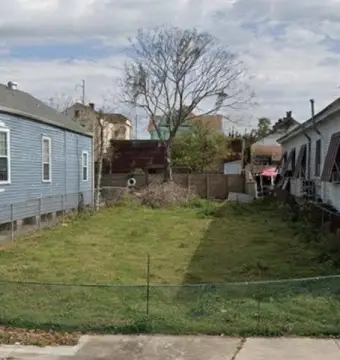 Vacant Lot in Historic Treme
