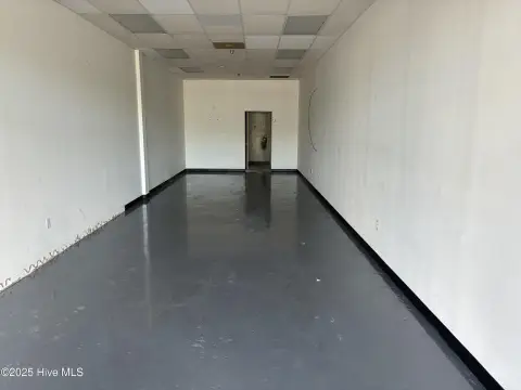 Retail/Office Space in Elizabeth City
