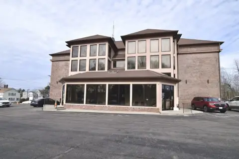 Holbrook, MA - Luxury Office