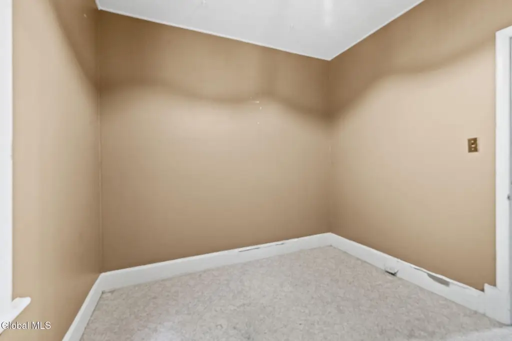 Picture 30