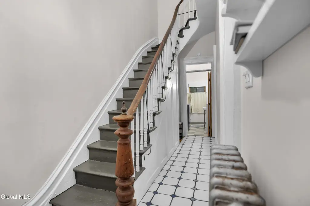 Picture 16