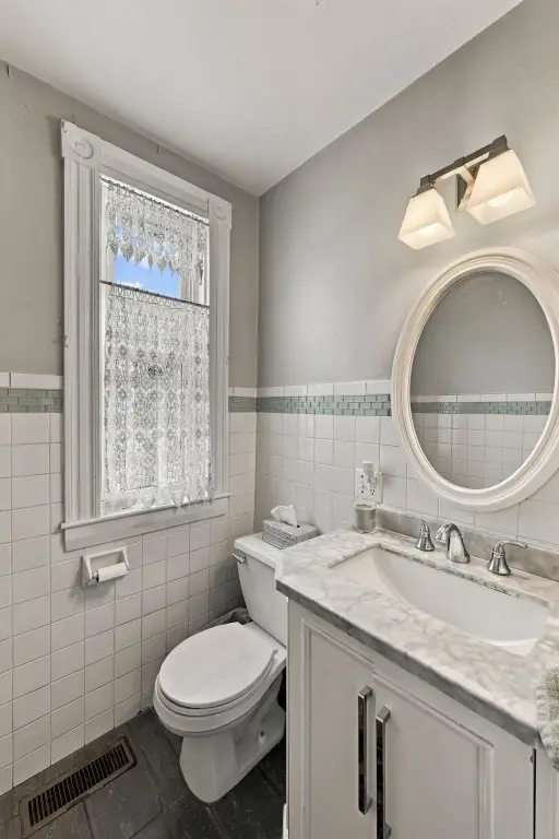 Picture 30