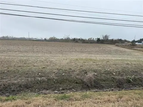 La Place Commercial Land For Sale