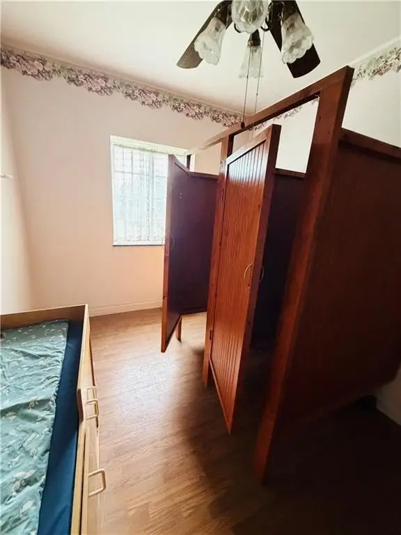 Picture 42