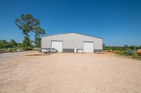 Boyce Warehouse with Truck Stop Proximity