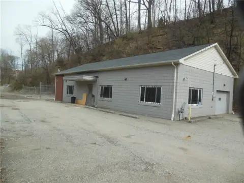 Office Plus Warehouse with Fenced Lot