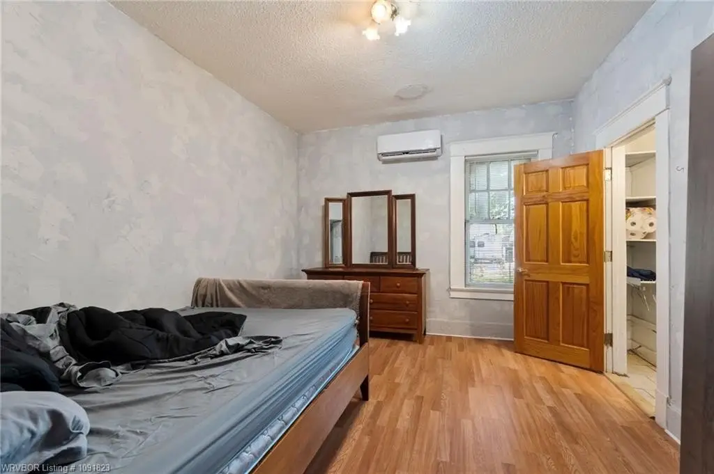Picture 25