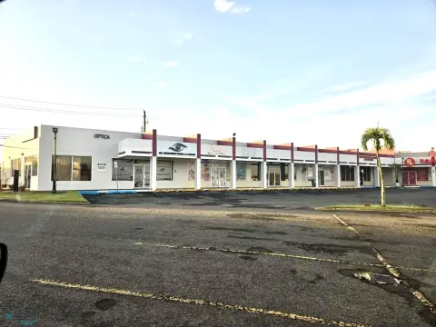 Commercial Spaces at Plaza Monserrate