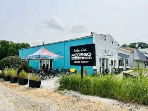 Mixed-Use Property with Expansion Area
