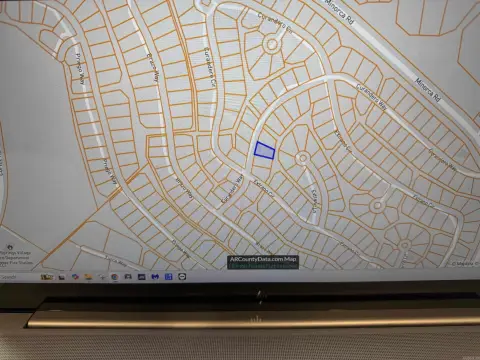 Residential Lot Near Golf