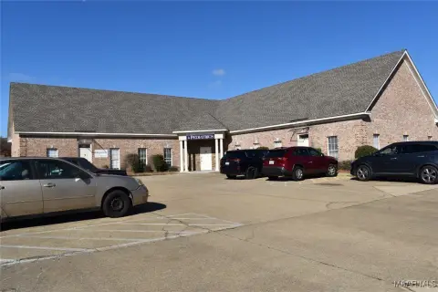 Multi-Tenant Building in Montgomery, AL