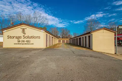 Turnkey Mini-Storage on High-Traffic Corridor